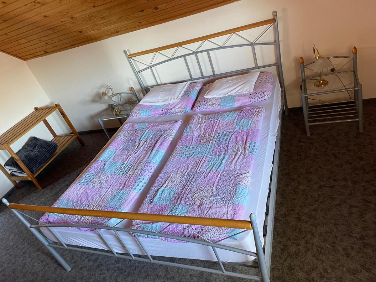 Esther Apartman Gyenesdiás Eksteriør billede